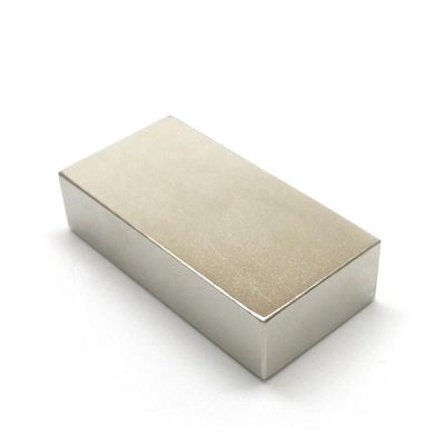 ISO14004 2004 Bloco de barra magnética de neodímio N52 aprovado 100 x 50 x 20 mm para ambiente