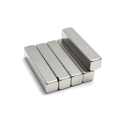 Magnético de neodímio composto magnetizado diametralmente de grau N35-N52 para levitação