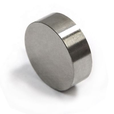 7.4g/cm3 Densidade Terra rara Permanente fundição AlNiCo Magnético de cilindro redondo para botão de cabo