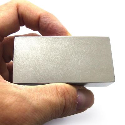 ISO14004 2004 Bloco de barra magnética de neodímio N52 aprovado 100 x 50 x 20 mm para ambiente