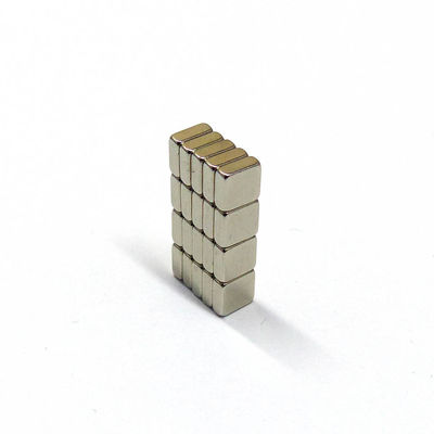 Magnético de neodímio composto Bloco pequeno 20x20x10 mm para soluções magnéticas de longa duração