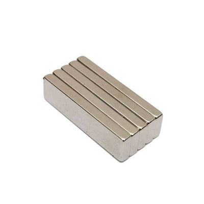 Imã de neodímio composto F50x10x4mm para aplicações industriais