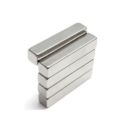 Magnético de neodímio composto magnetizado diametralmente de grau N35-N52 para levitação