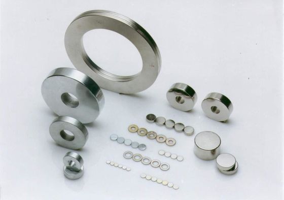 Amostra Anel de magnetização radial grande Ímã de neodímio N35-N52 para ímã industrial