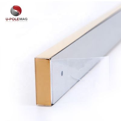 Espaço de quarto ao ar livre Lançamento de cor dourada Titânio Magnético Bar de faca 400x45x15mm Tamanho