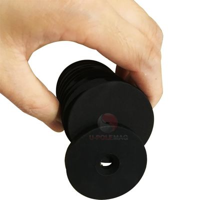 Fácil de instalar D43 D66 D88mm Borracha revestida POT ímã de montagem com fio interno