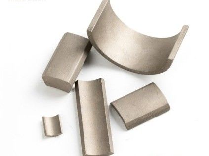 Materiais principais NdFeB ímã super forte ímãs de segmento de arco de neodímio para motor BLDC