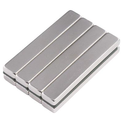 Magnético de bloco sinterizado NdFeB de alta resistência 40x15x5mm N45 para aplicações industriais