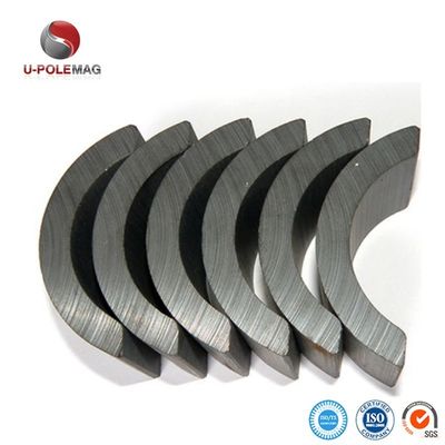 Ímãs ferríticos cerâmicos curvos de grau Y30 com excelente resistência à desmagnetização