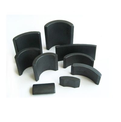 O segmento mais acessível de ímãs de ferrite para motores personalize ímãs cerâmicos compostos