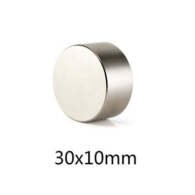 Potente ímã de terras raras NdFeb permanente N52 ímãs de neodímio circulares axial D30x10mm