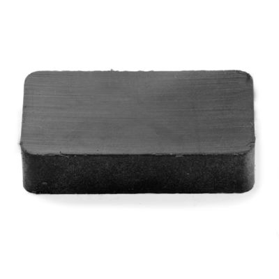 Magnetos de ferrite retangular preto personalizáveis com resistência à dobra Kgf/mm2 de 5-10