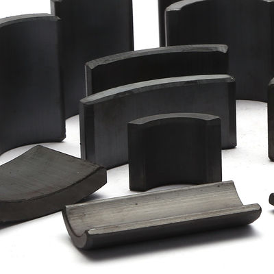 Ímãs industriais Y35 Cerâmica Ferrite Bar Magnet Ring Block Disc Arc sem revestimento