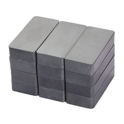 Y30 Y35 Bloco magnético de ferrite duro para a indústria Vickers Dureza Hv 400-700 de superior