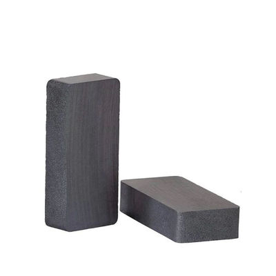 Y30 Y35 Bloco magnético de ferrite duro para a indústria Vickers Dureza Hv 400-700 de superior