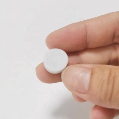 ISO9001 2000 Sistema N42 Ímã de disco de borracha negra de neodímio para aplicações magnéticas