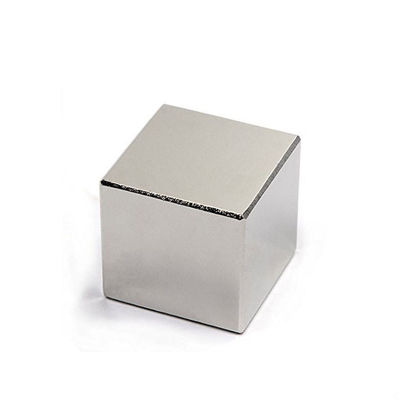 Ímã industrial N52 Ímã de neodímio 1" Cubo com serviço de corte a partir de ímã NdFeB