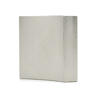 Personalizar Magnético de segmento de arco de neodímio de tolerância de grau ± 0,05 mm para geradores eólicos