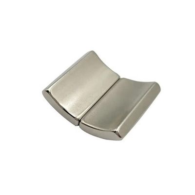 Magnético permanente de segmento de arco N42 NdFeB para geradores de rotor de turbinas eólicas