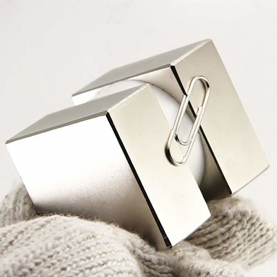 Utilização industrial 52 Bloco de ímã de neodínio forte para gerador de vento Ímã industrial