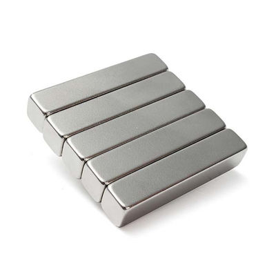 Imãs de barras de neodímio permanente Imãs NdFeB de terras raras de dupla face 35 x 20 x 5 mm