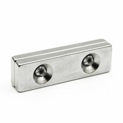 Magnetos de blocos de neodímio de buracos duplos superfortes para resistência à temperatura de engenharia