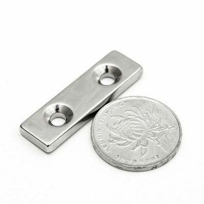 Magnetos de blocos de neodímio de buracos duplos superfortes para resistência à temperatura de engenharia