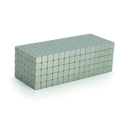 ± 1% Tolerância N35 N52 5mm Cubo Ímã de neodímio 1,14KG Puxa com o Sistema ISO9001 2000