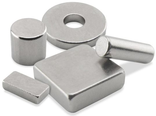 Magnético de neodímio de alta qualidade N52 Magnético industrial Quadrado Magnético de bloco NdFeB retangular